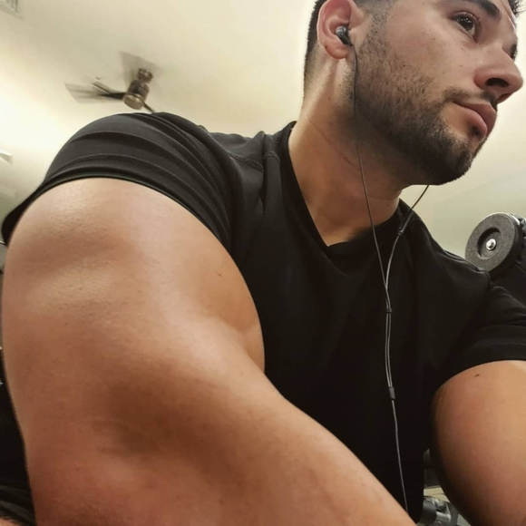 Meet your Posher, Rigel - Picture 8 of 8